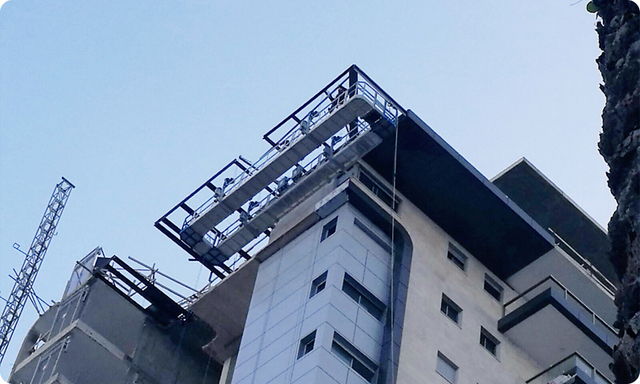 Cantilever suspended platform for high rise facade construction and maintenance